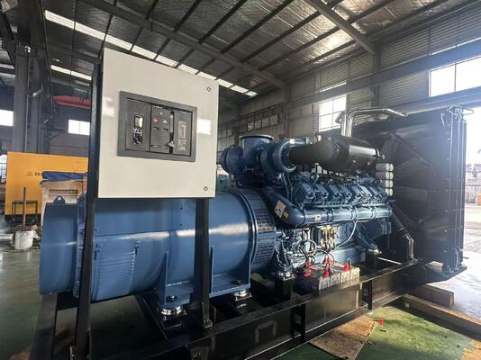 अच्छी कीमत विश्वसनीय Yuchai 2000KVA/1600KW ओपन टाइप डीजल जनरेटर सेट - भारी शुल्क औद्योगिक बिजली समाधान ऑनलाइन