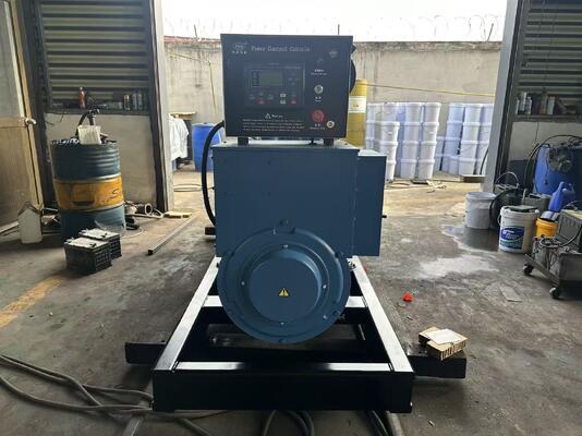 अच्छी कीमत विश्वसनीय 200KW / 250KVA ओपन-टाइप डीजल जेनसेट आसान रखरखाव, उच्च डीलर मांग ऑनलाइन